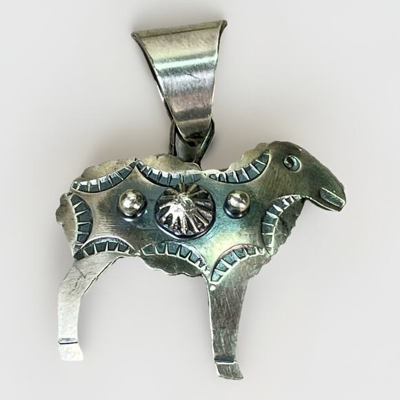 Navajo CHIMNEY BUTTE Sterling Silver Sheep Pendant Hand Stamped 925 Signed - Picture 4 of 11